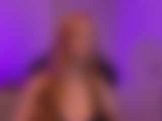 Live cam show with Smilee Girl - Big Tits on Camsoda