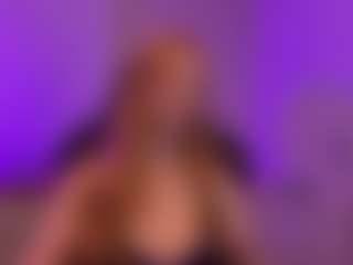 Live cam show with Smilee Girl - Control on fuklive.com