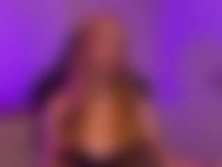 Live cam show with Smilee Girl - Red Hair on luckytryst.com