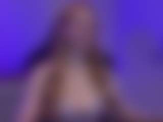 Smilee Girl's Live Sex Cam Show