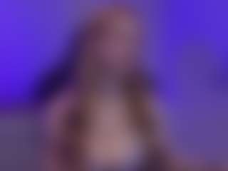 Smilee Girl's Live Sex Cam Show