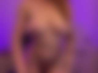 Smilee Girl's Live Sex Cam Show
