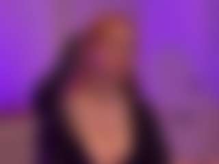 Live cam show with Smilee Girl - Tittyfuck on CamwithHer