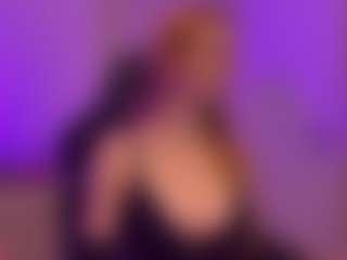 Live cam show with Smilee Girl - Big Tits on Strip Flash - Live Sex Shows