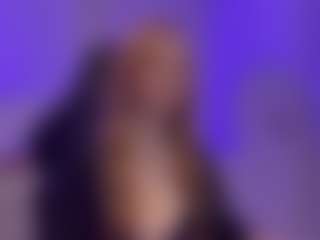 Live cam show with Smilee Girl - Cute on Soda Cam