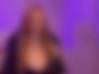 Live cam show with Smilee Girl - Foot Fetish on Big Tits