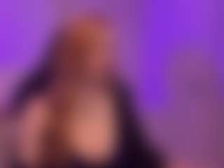 Live cam show with Smilee Girl - Red Hair Cum on Dolls Live