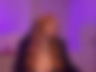Live cam show with Smilee Girl - Fingering on slutload