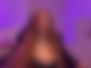 Live cam show with Smilee Girl - Tease Red Hair on xxxlivecams.org