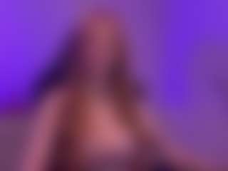 Live cam show with Smilee Girl - Tittyfuck on xplaylive.com