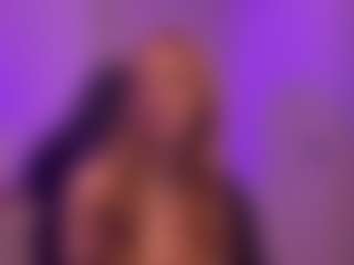 Smilee Girl's Live Sex Cam Show