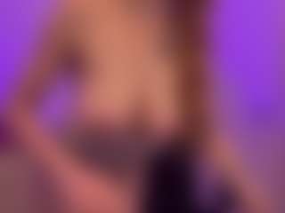 Smilee Girl's Live Sex Cam Show