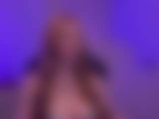 Smilee Girl's Live Sex Cam Show