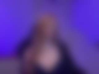 Smilee Girl's Live Sex Cam Show