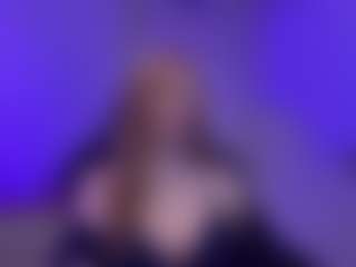 Smilee Girl's Live Sex Cam Show
