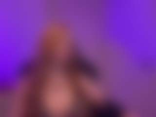 Live cam show with Smilee Girl - Squirt Big Tits on Camsoda