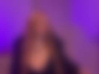 Smilee Girl's Live Sex Cam Show