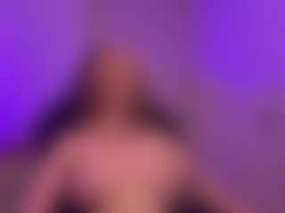 Smilee Girl's Live Sex Cam Show