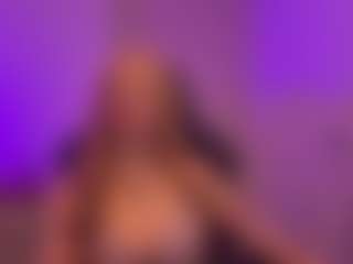 Live cam show with Smilee Girl - Sexwebcam Red Hair on Cam Slut