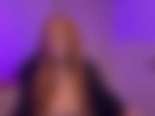 Live cam show with Smilee Girl - Big Tits on Camsoda
