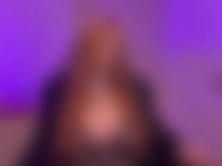 Smilee Girl's Live Sex Cam Show