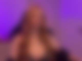 Live cam show with Smilee Girl - Tittyfuck on sexylive.show