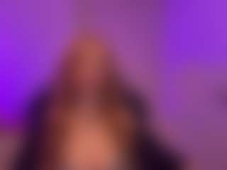 Live cam show with Smilee Girl - Deepthroat on Mixed Magazine Live