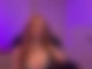 Live cam show with Smilee Girl - Deepthroat on fapnchat
