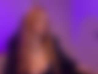 Live cam show with Smilee Girl - Big Tits Toys on Latina Girls