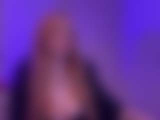 Live cam show with Smilee Girl - Red Hair Dildo on iamadamtest123.com