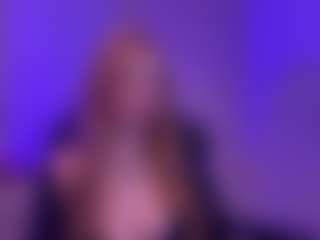 Live cam show with Smilee Girl - Deepthroat on makecum.org