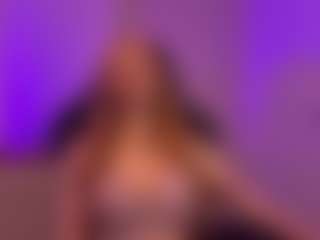 Live cam show with Smilee Girl - Red Hair HD on hrnylive.com
