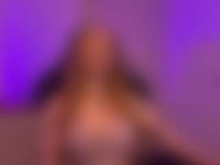 Live cam show with Smilee Girl - Deepthroat on fuck-show.com