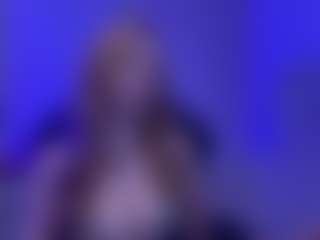 Smilee Girl's Live Sex Cam Show