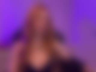Live cam show with Smilee Girl - Control on Mixed Magazine Live