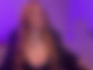 Live cam show with Smilee Girl - Red Hair Squirt on Camsoda