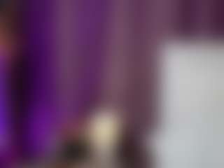 Live cam show with EmmaDallas - Full Nudity on xDating