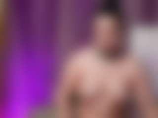 Live cam show with EmmaDallas - Smoking on EXY