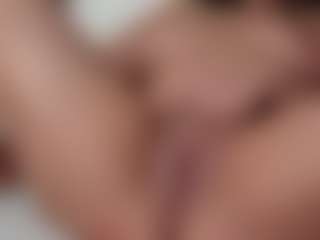 EmmaDallas's Live Sex Cam Show