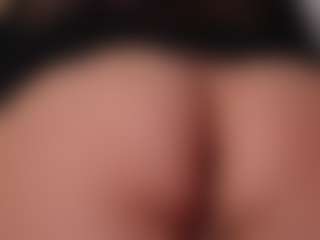 Live cam show with EmmaDallas - Foot Fetish on livesuperchat.net