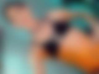 Live cam show with isabellalatingirs - Lean on Free Soda