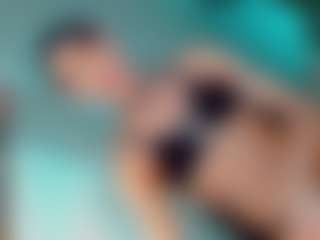 Live cam show with isabellalatingirs - Smoking on Camsoda