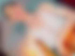 Live cam show with isabellalatingirs - Small Tits on Livezox