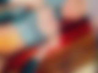 Live cam show with isabellalatingirs - Smoking on madthumbs