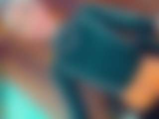 Live cam show with isabellalatingirs - Smoking on MyBangCams