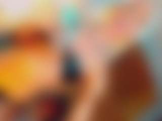 Live cam show with isabellalatingirs - Blonde Hair on Cam Slut