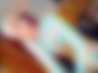 Live cam show with isabellalatingirs - Green Eyes on SpunkLive