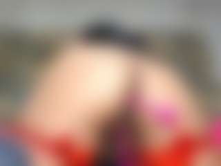 BRUNETELIA-SEXX's Live Sex Cam Show