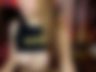 Live cam show with Miah Soler - Queer on sexylive.show