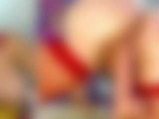Live cam show with yashiraahot - Middle Aged on livesuperchat.net